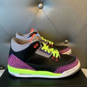 Jordan 3 “Black Atomic Red”